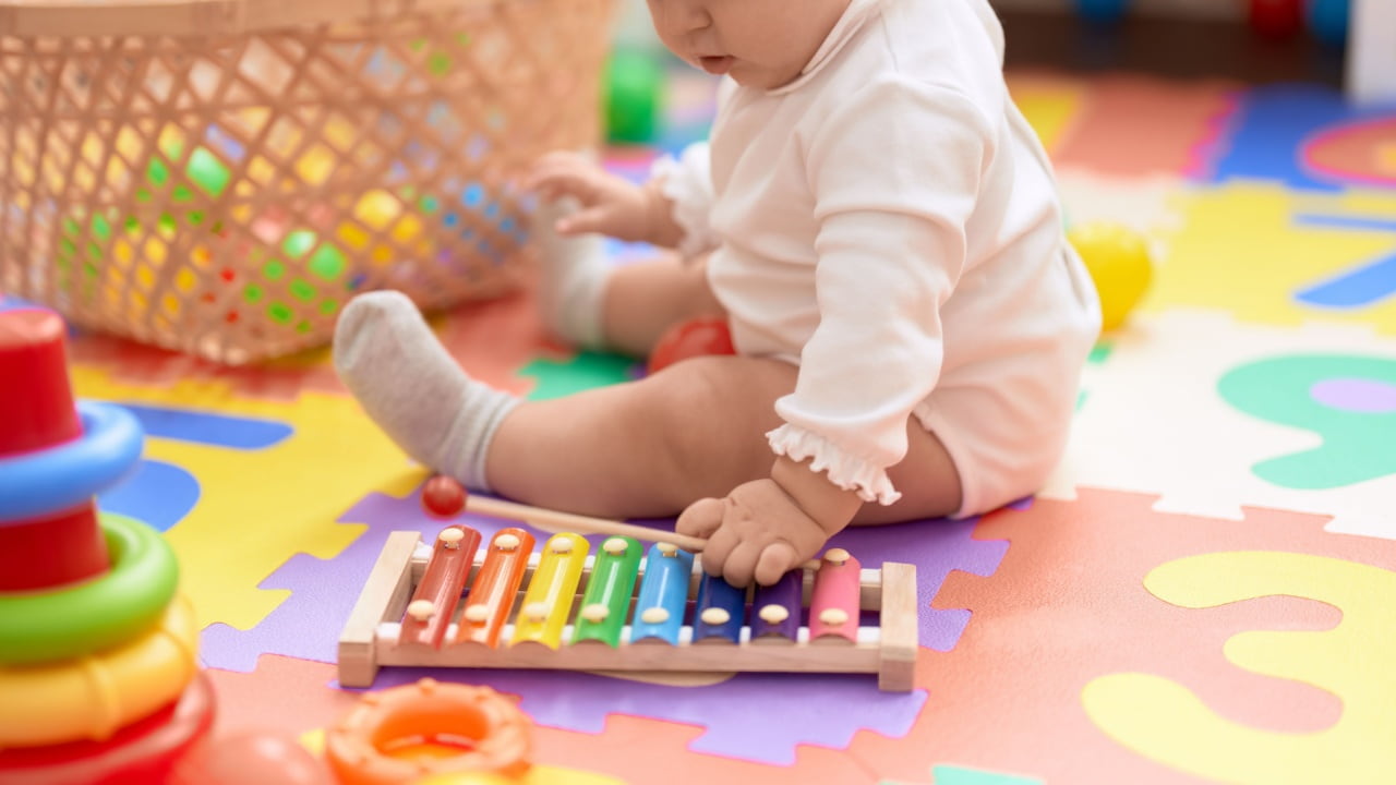 赤ちゃん（新生児）に効果的に音楽を聴かせるならテアトルアカデミーがおすすめ