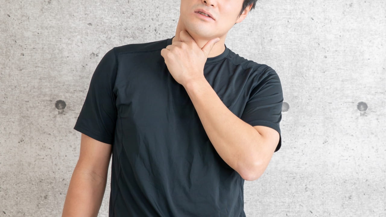 高音で声が裏返る6つの原因