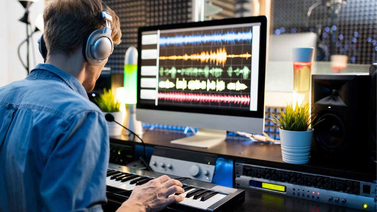 音楽制作や曲の作り方を学ぶならテアトルアカデミー