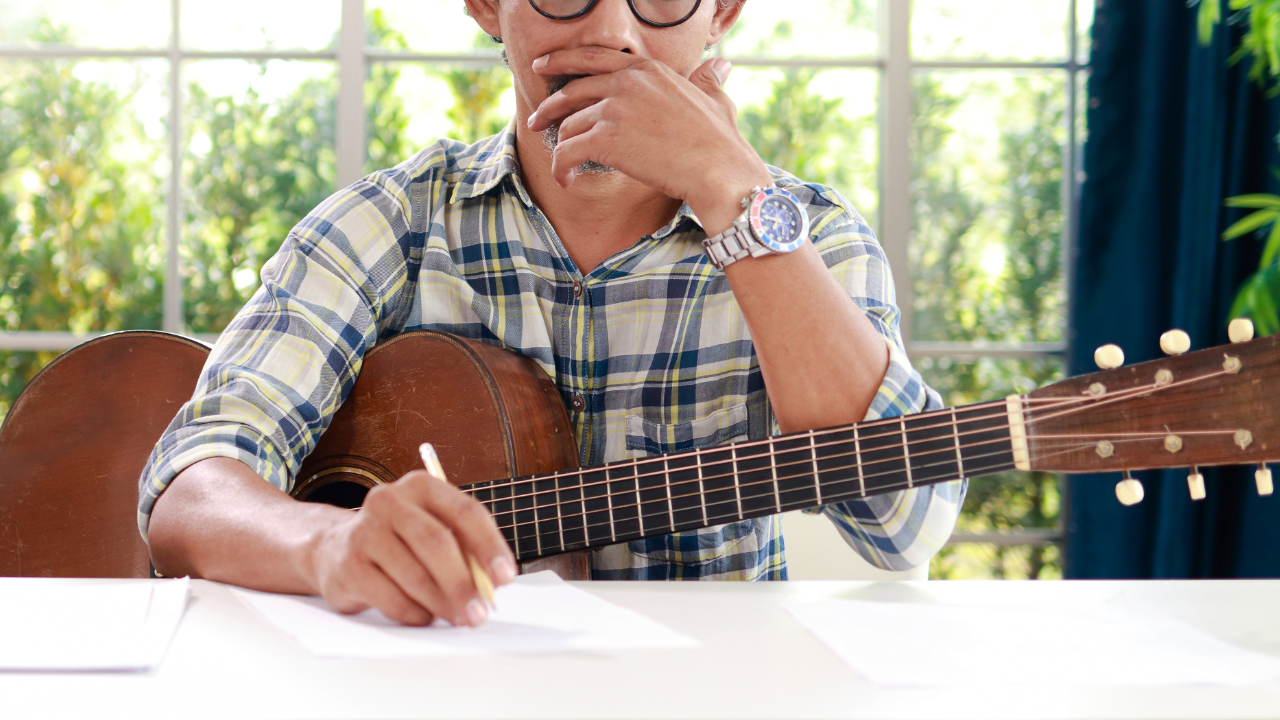 作曲は初心者でもできる？音楽制作のやり方やポイントを解説