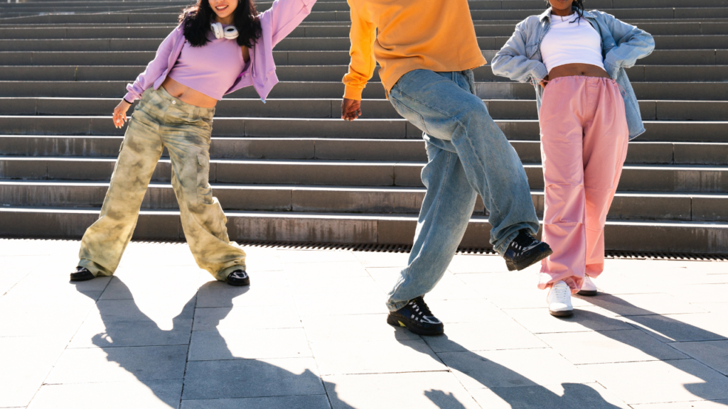 ハウスダンスとはどんなダンス？特徴的なステップや動きを初心者向けに解説！