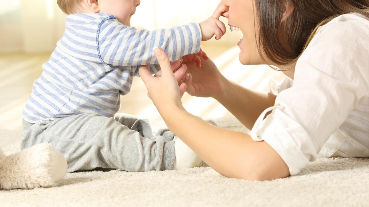 赤ちゃんとの家族写真におすすめのアイデア4選