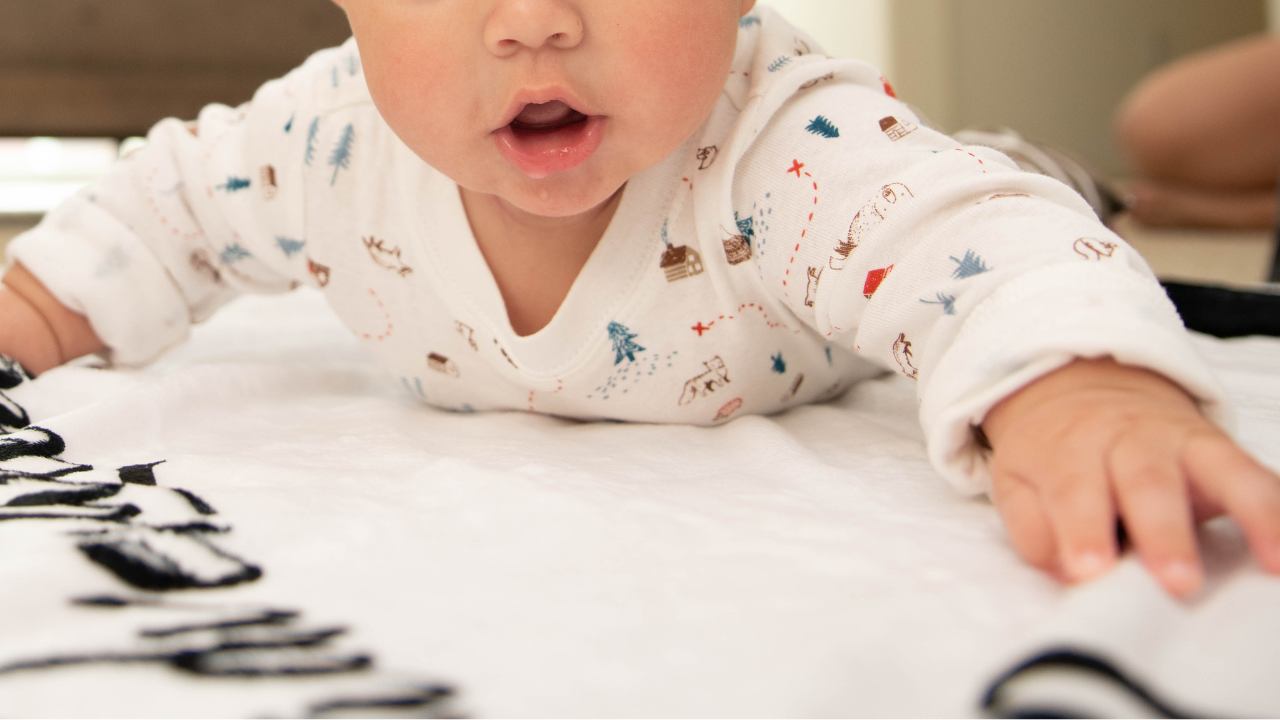 赤ちゃんの首座りの練習方法