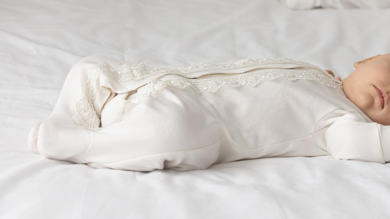 生後1ヶ月の赤ちゃんの睡眠時間