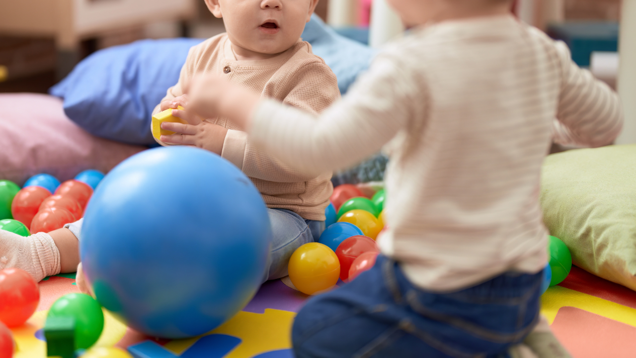 赤ちゃんの成長をサポートするテアトルアカデミー