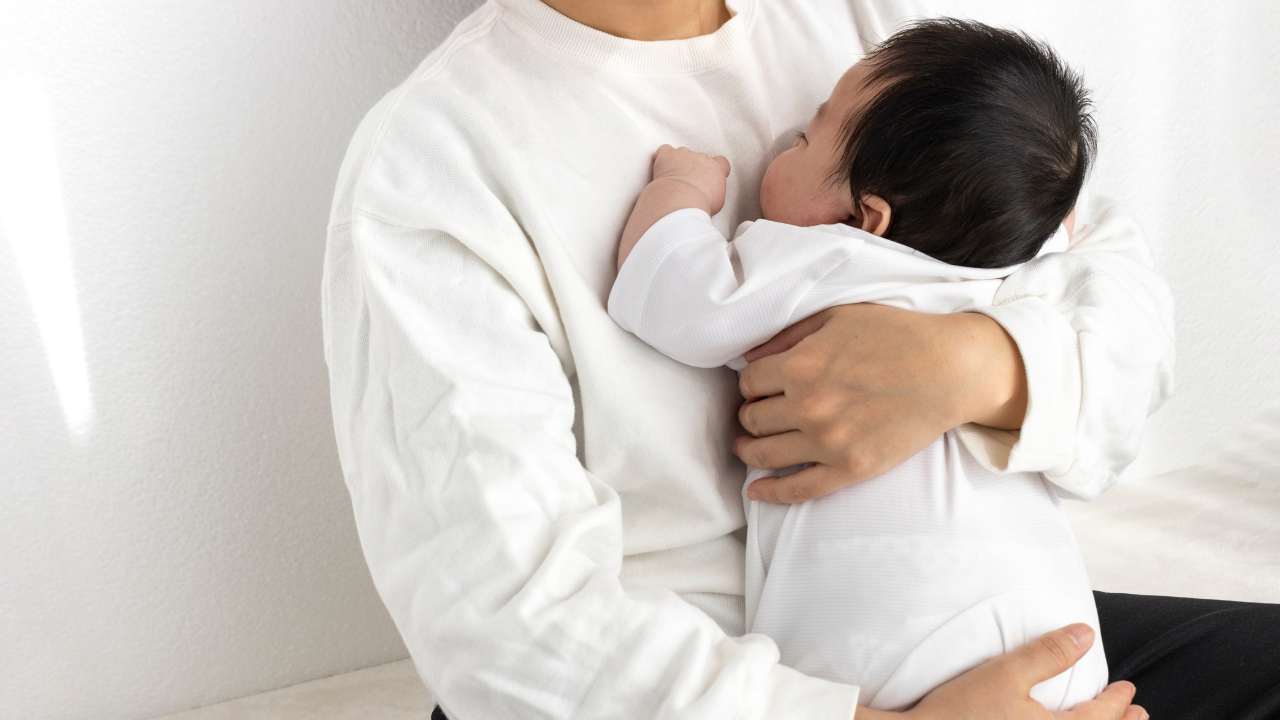 【抱っこ下手さん必見】赤ちゃんの正しい抱き方