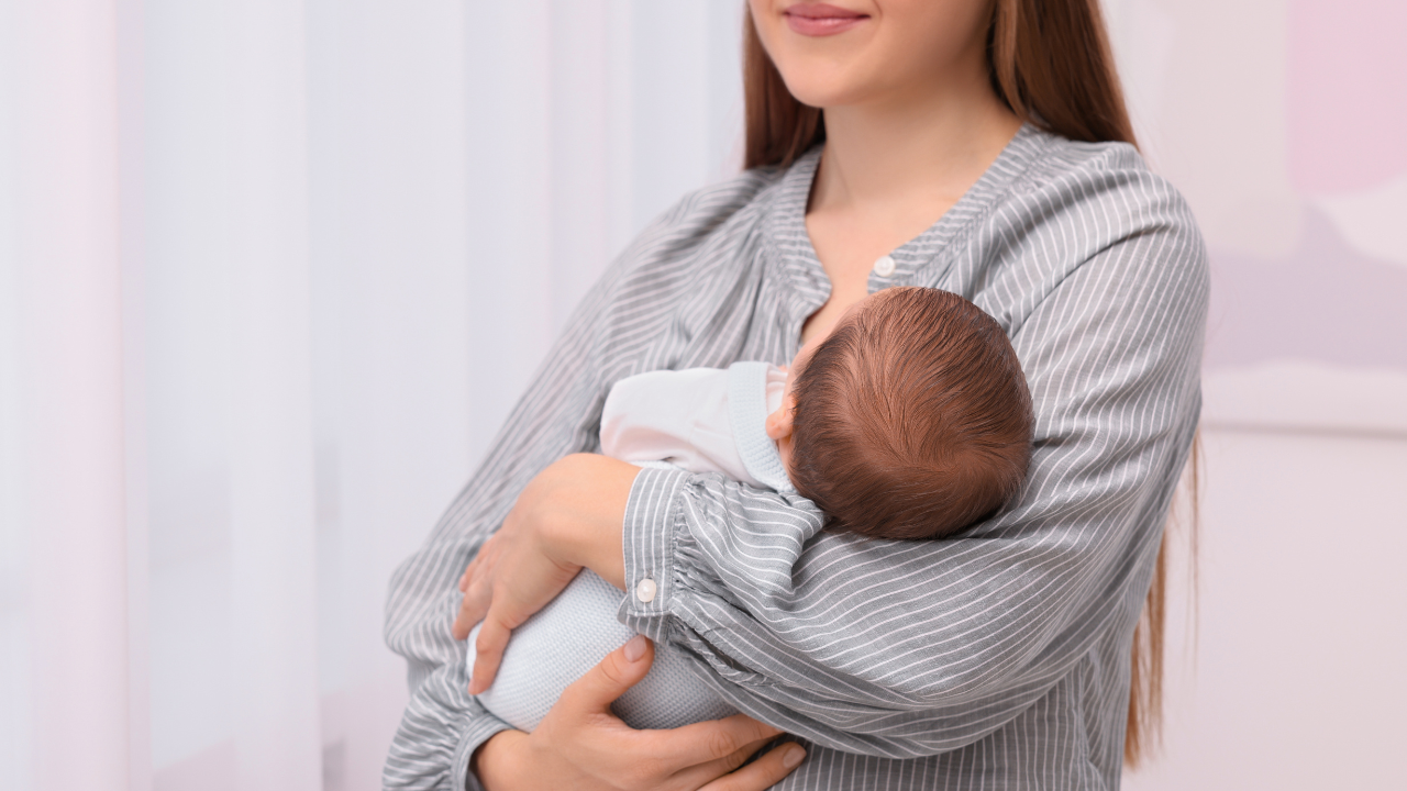 赤ちゃんが安心する抱き方を習得しよう