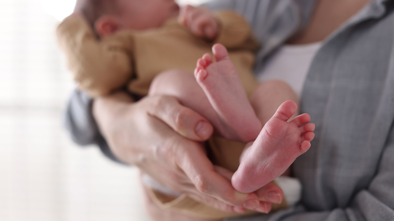 生後1ヶ月の変化を楽しみ、健やかな成長をサポートしよう