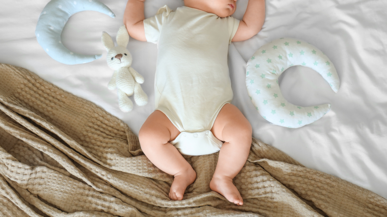 赤ちゃんの安眠にはメリハリのある生活と環境づくりが大切