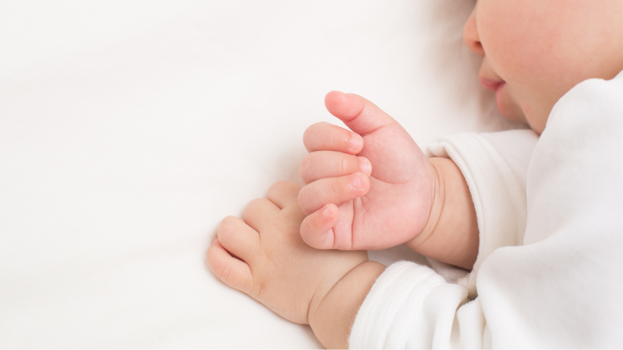 赤ちゃん（新生児）の睡眠時間はどれくらいが理想？