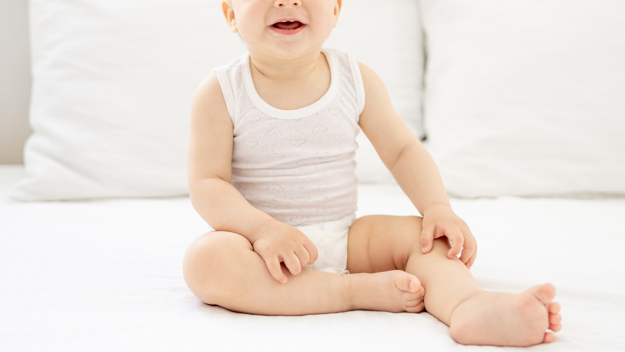 赤ちゃんがお座りをする前兆
