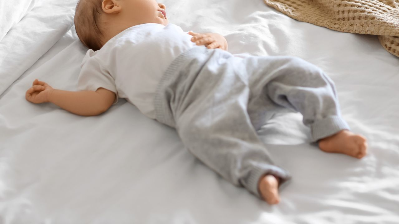 生後4ヶ月の赤ちゃんの睡眠時間