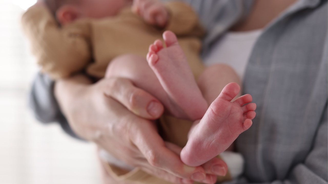 新生児はいつから外出できる?