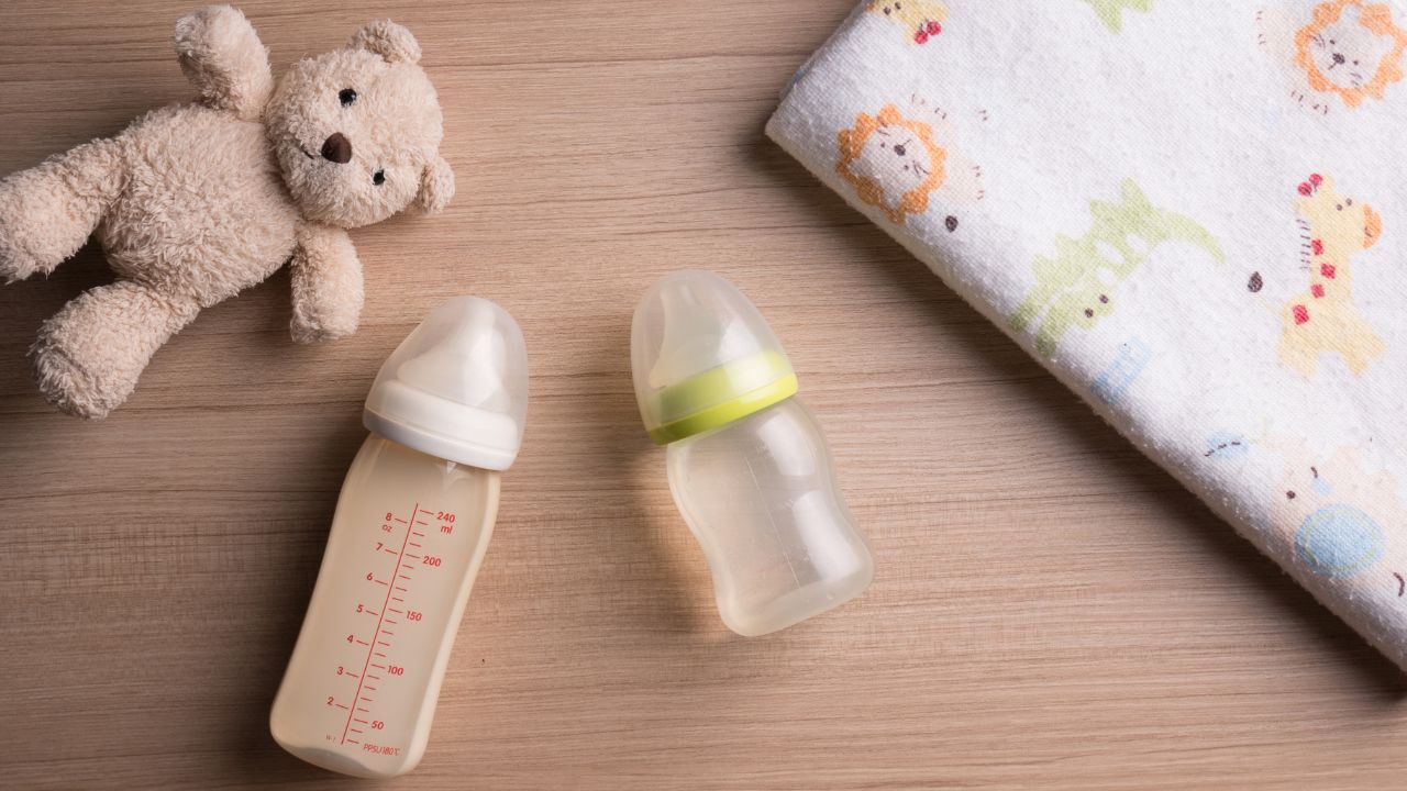 生後4ヶ月の赤ちゃんのミルクの量