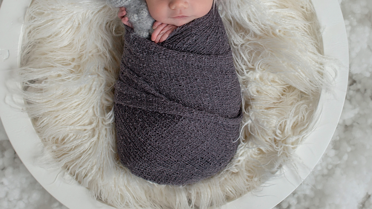 ニューボーンフォトをセルフで撮影する手順