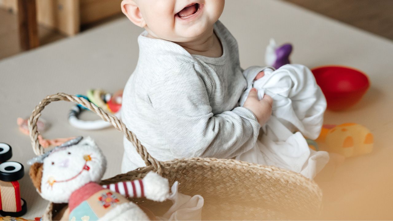 生後7ヶ月の赤ちゃんの好奇心を育てるならテアトルアカデミー！