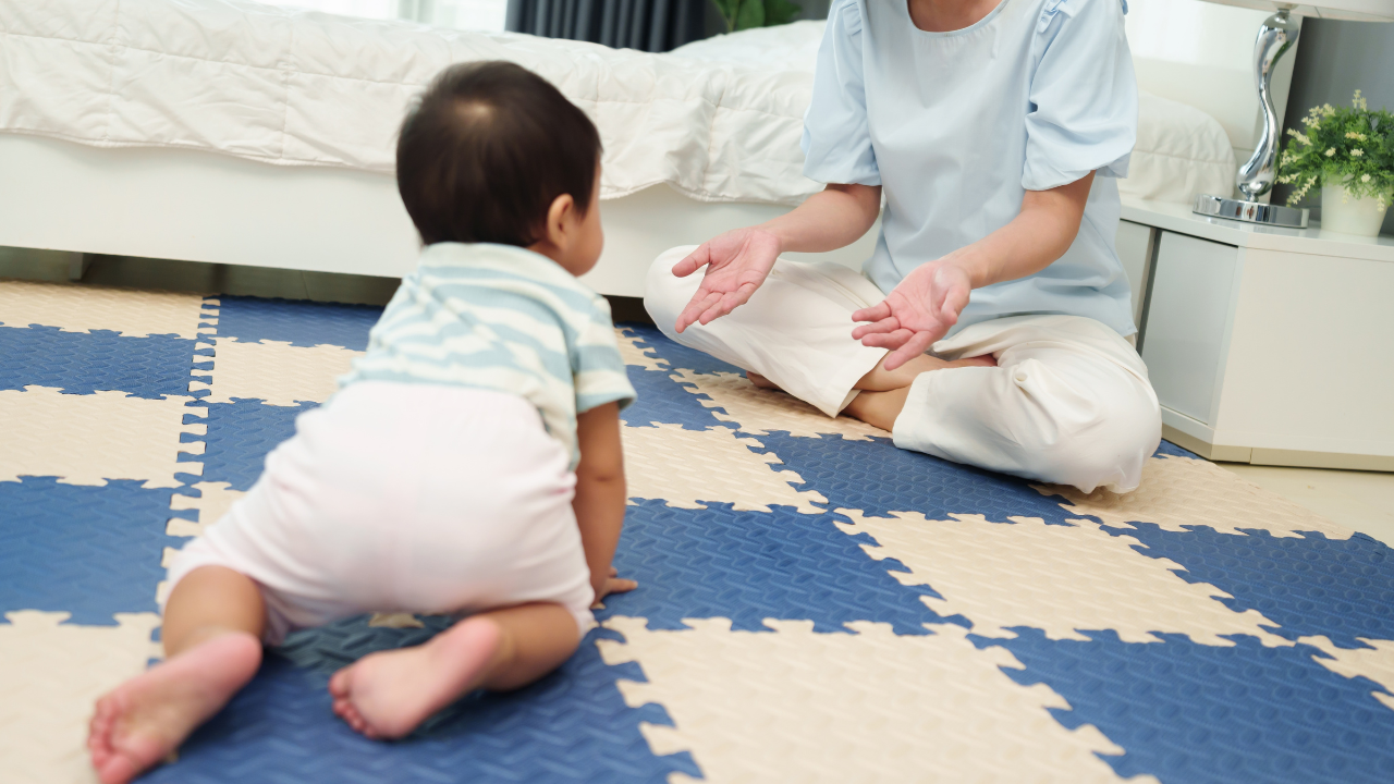 後追いとは？いつからいつまで続くのか、後追いしない理由についても紹介