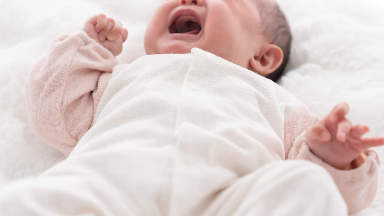 魔の三週目で赤ちゃんが泣き止まない原因