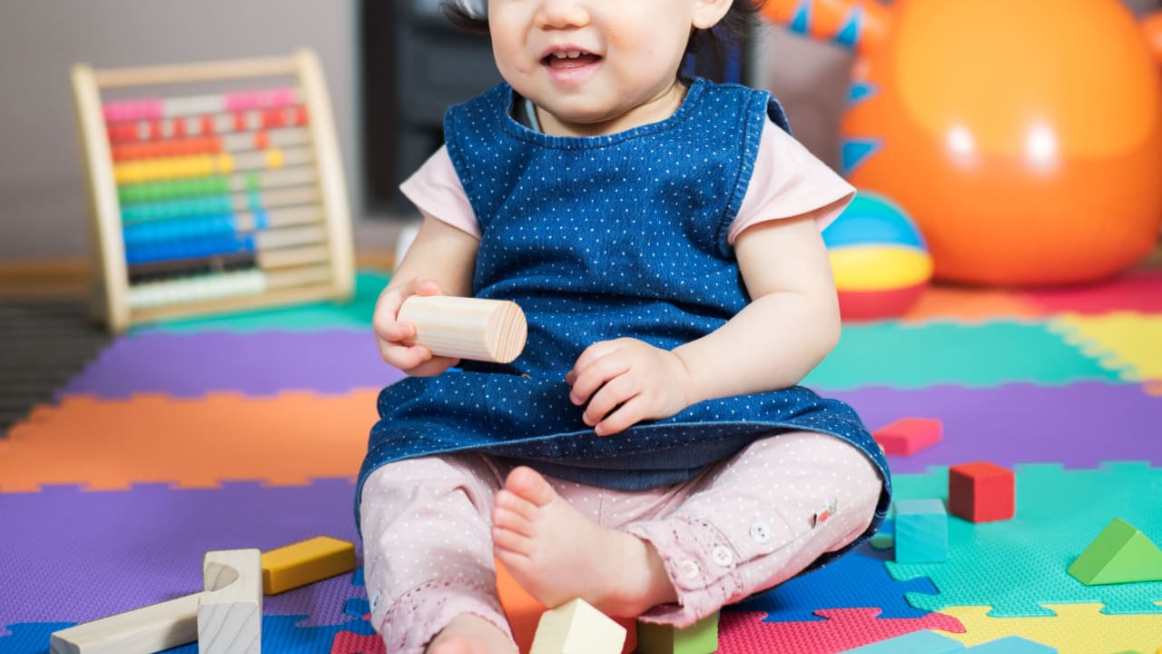 1歳の赤ちゃんが新しいことにチャレンジするならテアトルアカデミー!