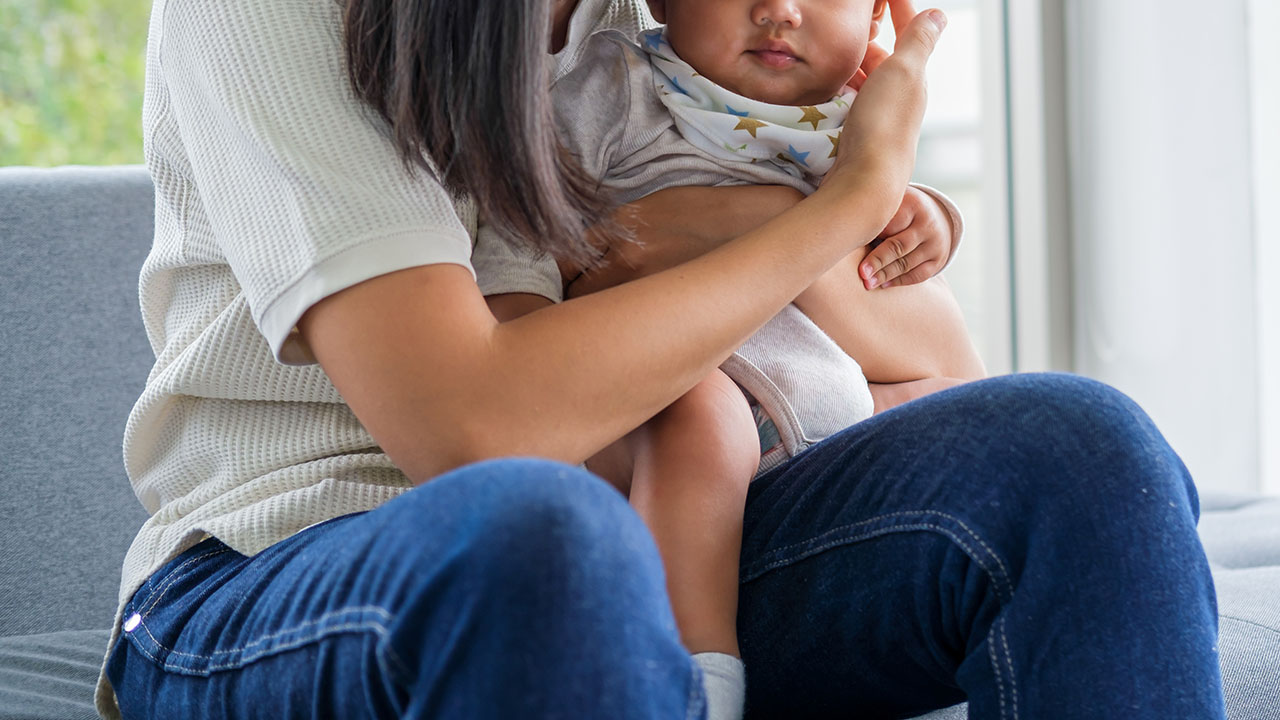 1歳～1歳3ヶ月の発達目安は？接し方のポイントも解説