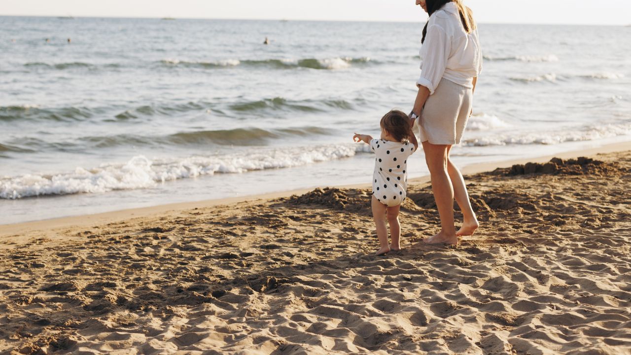 赤ちゃんとの旅行はいつから行ける？宿選びのコツや持ち物ガイド