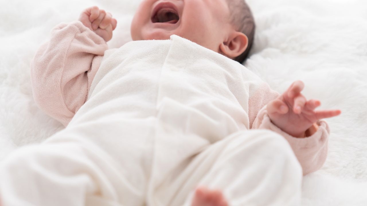 >Q.夜泣き・睡眠リズムが整いません。どう対応すれば良いですか？