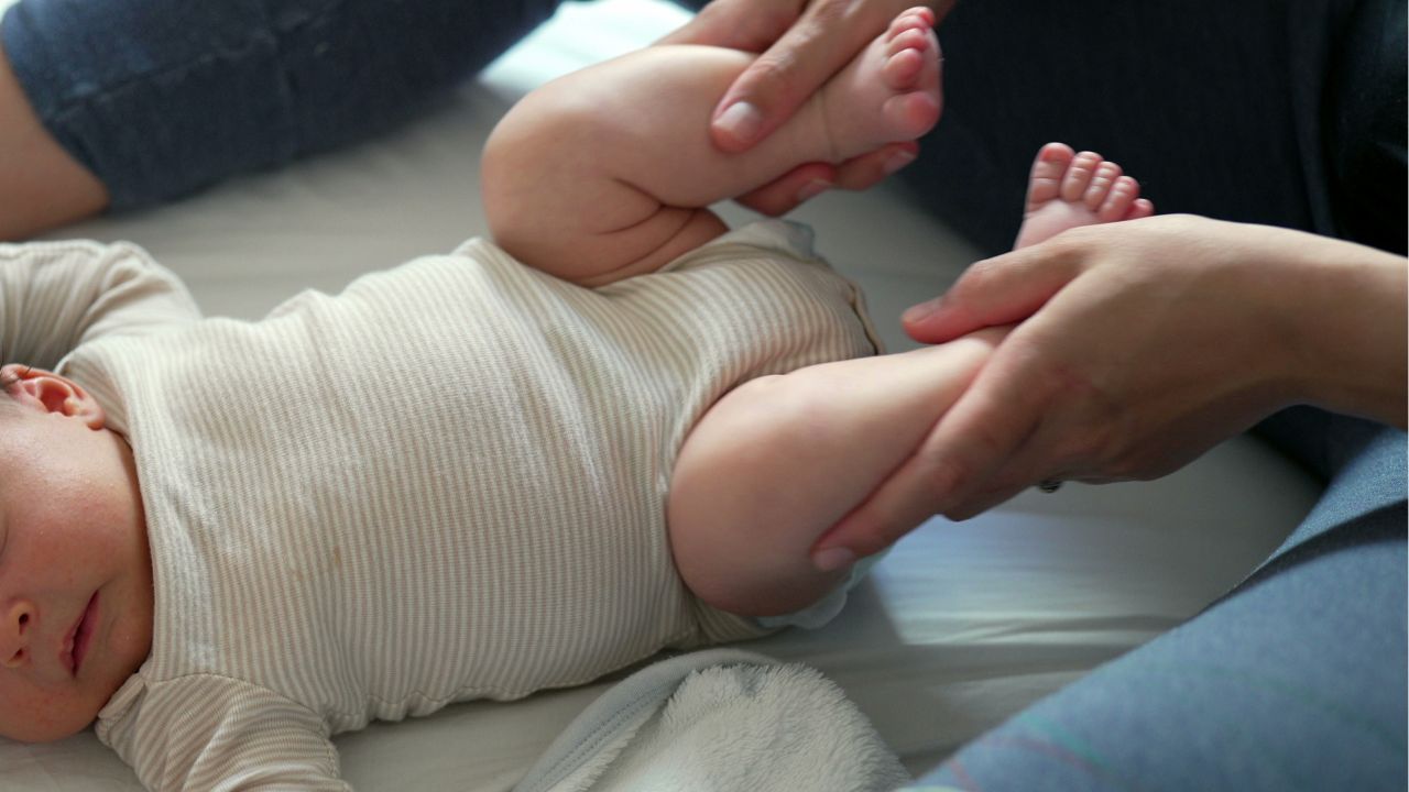 生後2ヶ月の赤ちゃんが喜ぶおすすめの遊び