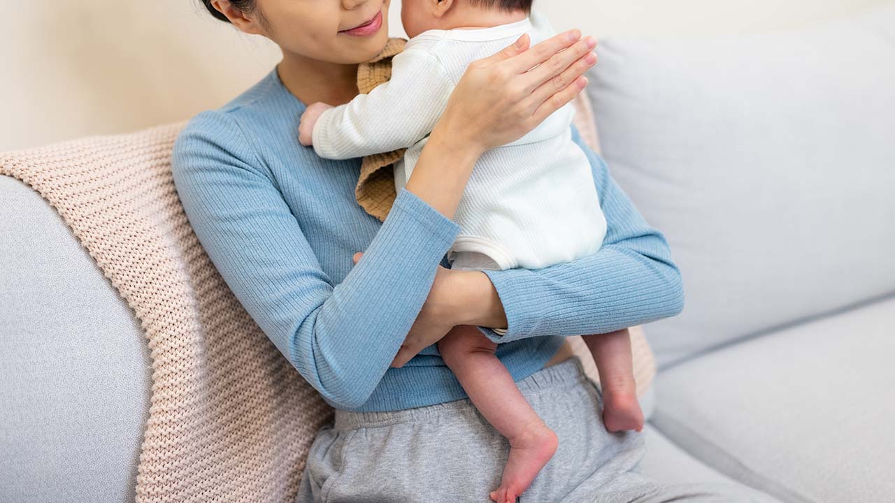 泣いているときの対処法とチェックポイント