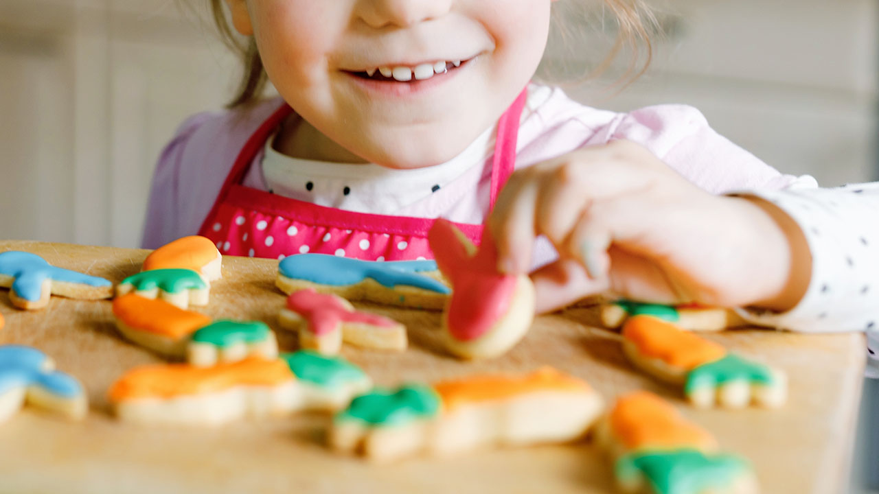 知育系のお菓子で好奇心の芽を育て、子どもの可能性を広げよう