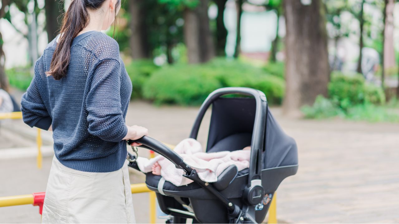 ベビーカーはいつから何歳まで?まず知っておきたい基本