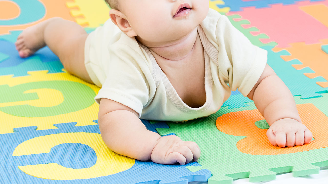 赤ちゃんに英語の聞き流しをするメリット